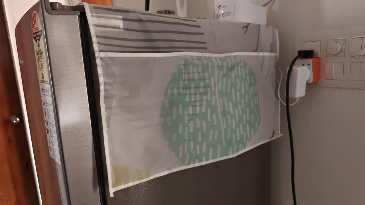 Refrigerator Waterproof Cover with Storage Pockets (Pack of 1)